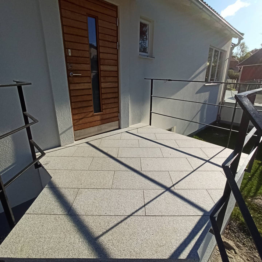 Granitthelle Bergama Grå 600x300