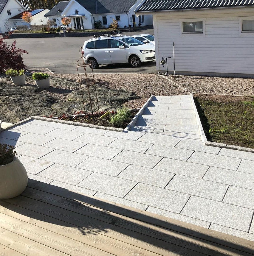 Granitthelle Bergama Grå 600x300