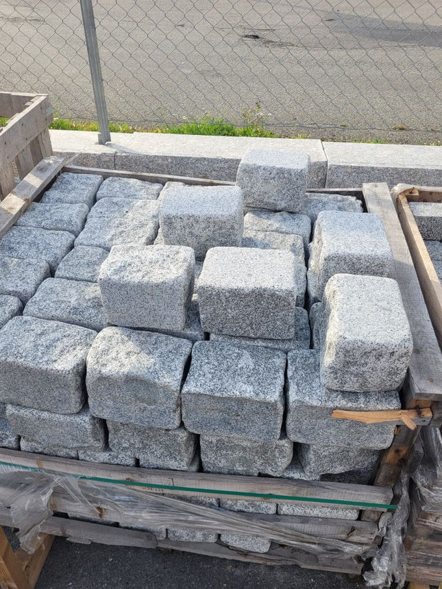 Storgatestein Skåret Kant 14/20/14